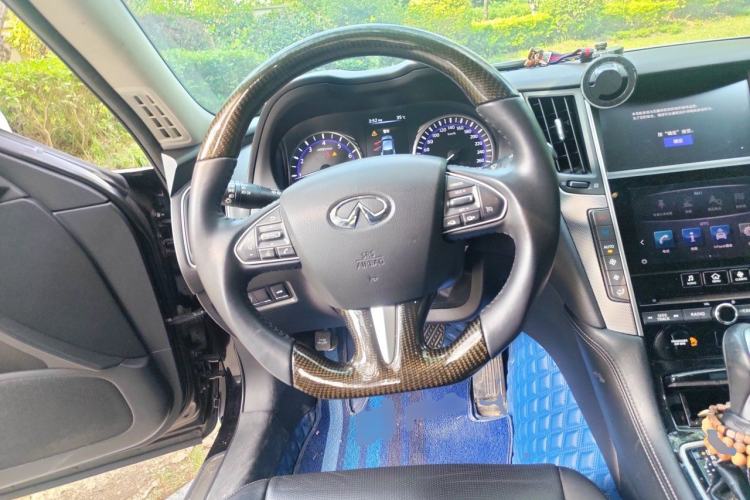 Used Infiniti Q50L 2016 2.0T Enjoyment Edition Steering Wheel