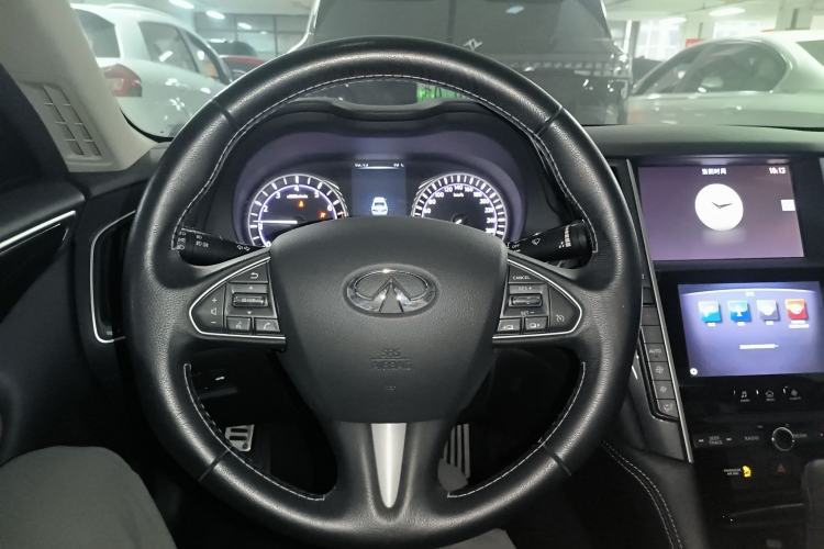 Used Infiniti Q50L 2016 2.0T Comfort Edition Steering Wheel