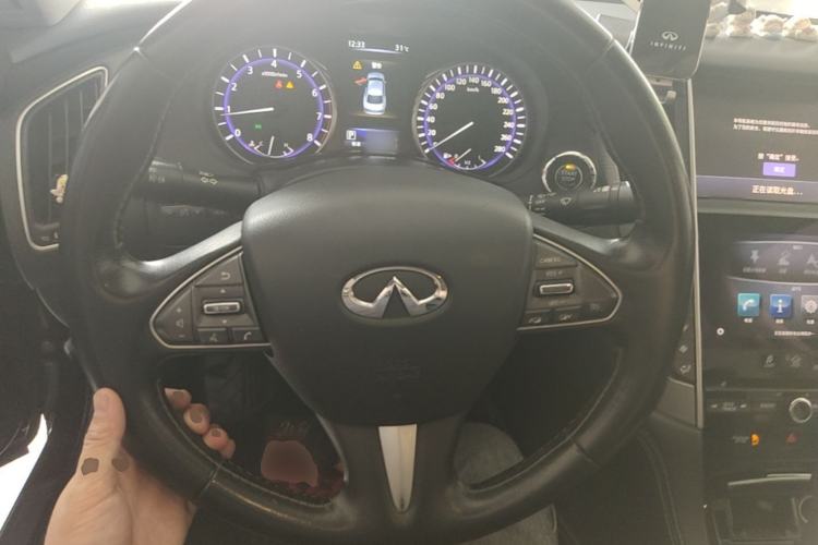 Used Infiniti Q50L 2016 2.0T Ambition Edition Steering Wheel