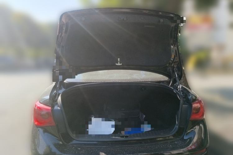 Used Infiniti Q50L 2016 2.0T Comfort Edition Trunk