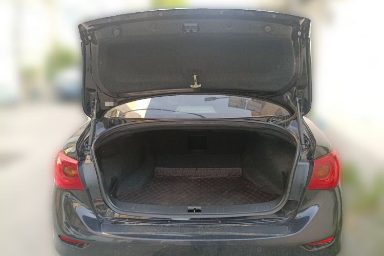 Used Infiniti Q50L 2016 2.0T Comfort Edition Trunk
