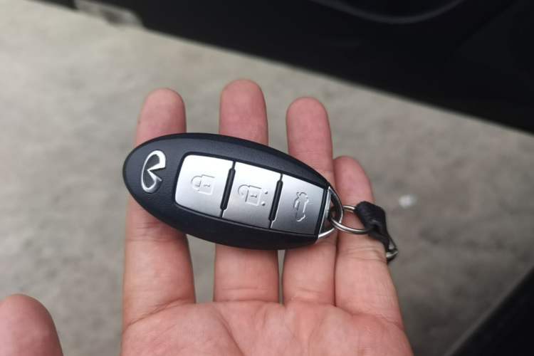 Used Infiniti Q50L 2016 2.0T Enjoyment Edition Vehicle Key