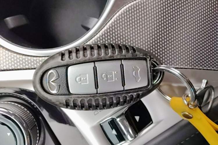 Used Infiniti Q50L 2016 2.0T Enjoyment Edition Vehicle Key