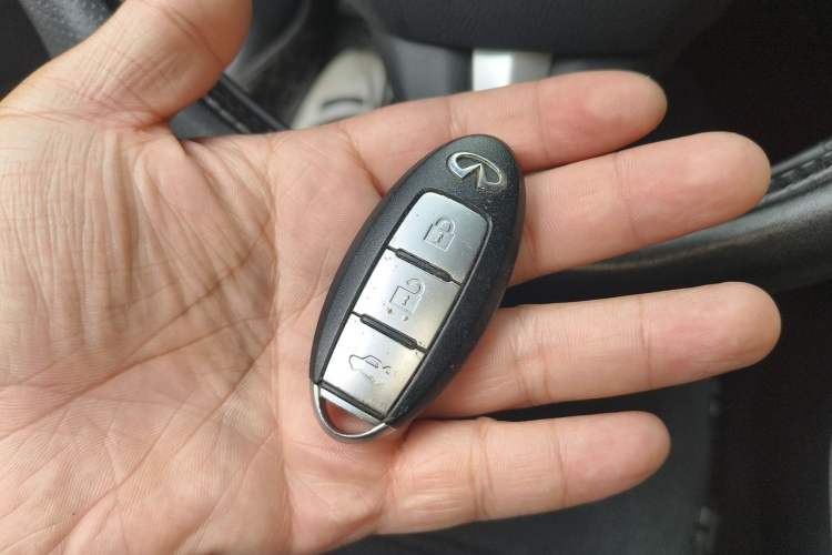 Used Infiniti Q50L 2016 2.0T Enjoyment Edition Vehicle Key