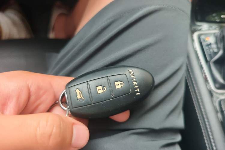 Used Infiniti Q50L 2016 2.0T Enjoyment Edition Vehicle Key