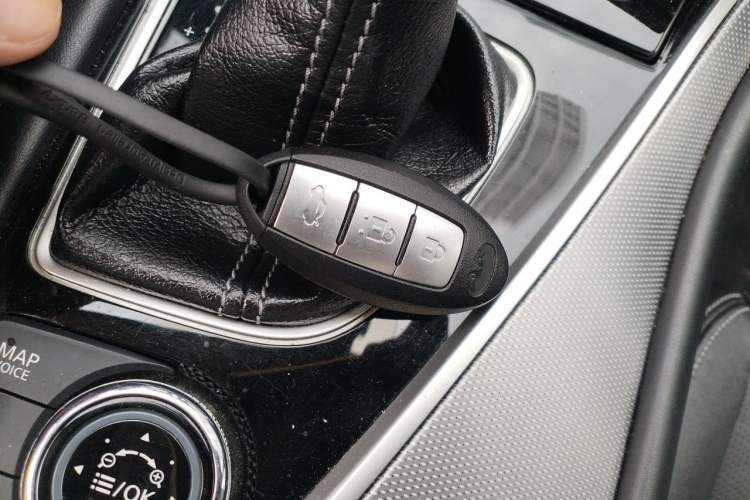 Used Infiniti Q50L 2016 2.0T Ambition Edition Vehicle Key