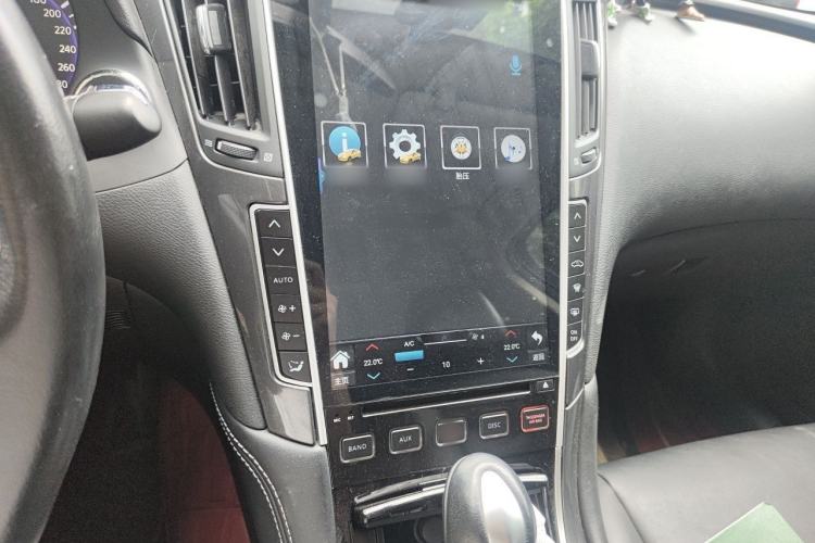 Used Infiniti Q50L 2016 2.0T Comfort Edition Audio And AC Panel