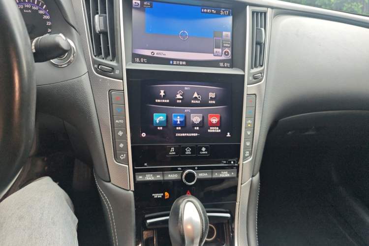 Used Infiniti Q50L 2016 2.0T Enjoyment Edition Audio And AC Panel