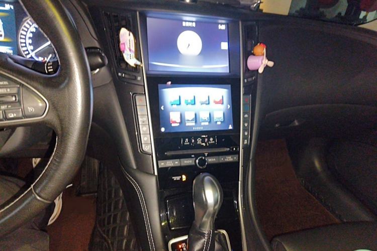 Used Infiniti Q50L 2016 2.0T Comfort Edition Audio And AC Panel