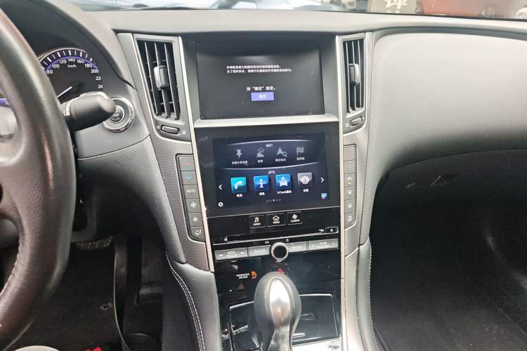 Used Infiniti Q50L 2016 2.0T Enjoyment Edition Audio And AC Panel