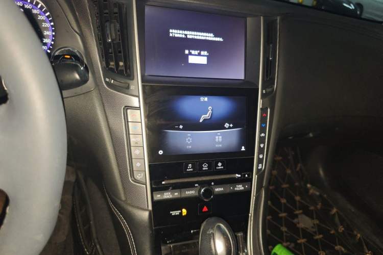 Used Infiniti Q50L 2016 2.0T Enjoyment Edition Audio And AC Panel