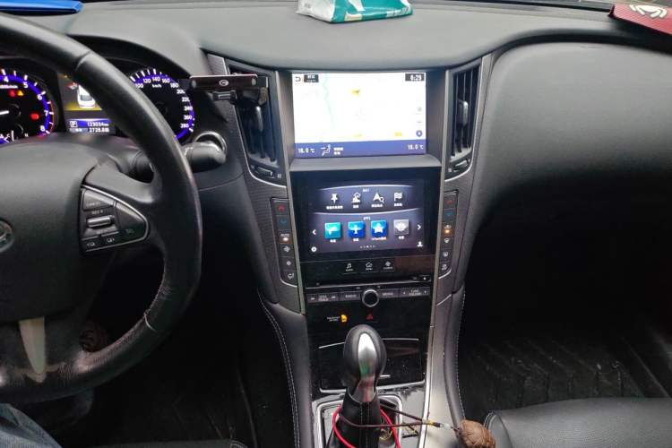 Used Infiniti Q50L 2016 2.0T Enjoyment Edition Audio And AC Panel