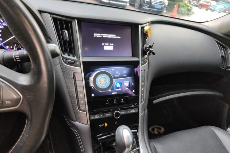 Used Infiniti Q50L 2016 2.0T Enjoyment Edition Audio And AC Panel