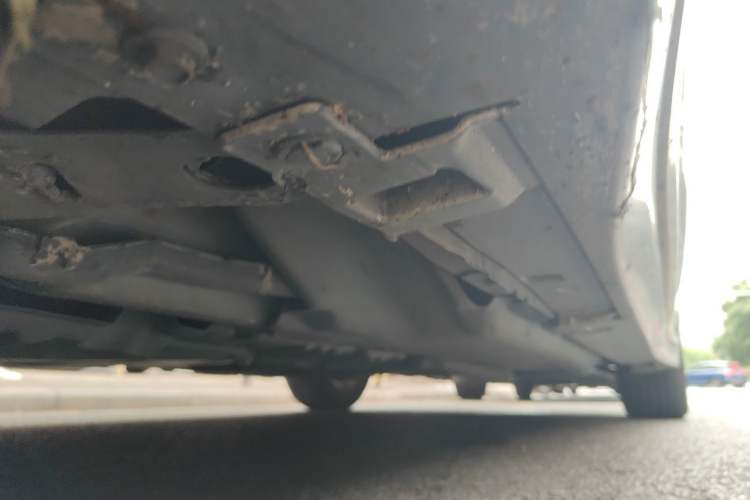 Used Infiniti Q50L 2016 2.0T Comfort Edition Chassis Front Left
