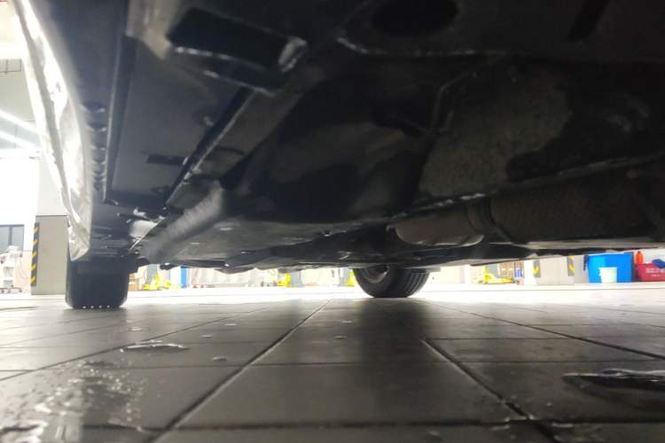 Used Infiniti Q50L 2016 2.0T Enjoyment Edition Chassis Front Right