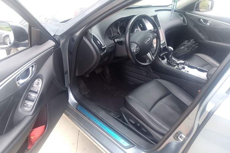 Used Infiniti Q50L 2016 2.0T Enjoyment Edition Driver Seat