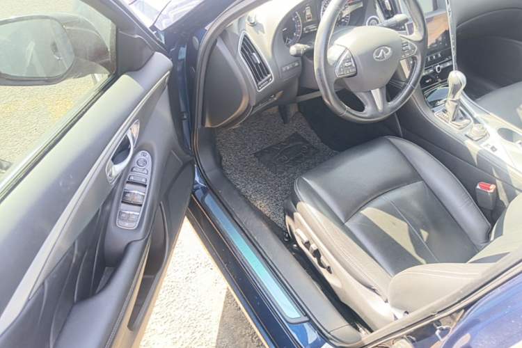 Used Infiniti Q50L 2016 2.0T Enjoyment Edition Driver Seat
