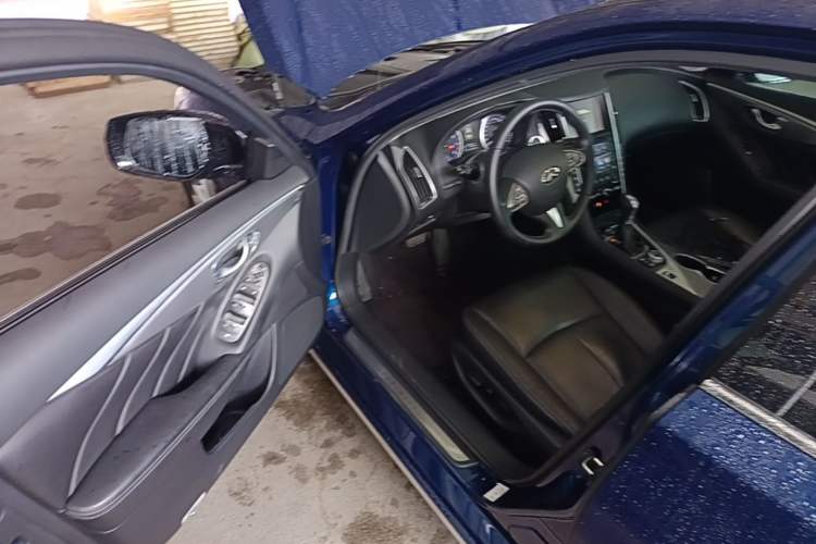 Used Infiniti Q50L 2016 2.0T Ambition Edition Driver Seat