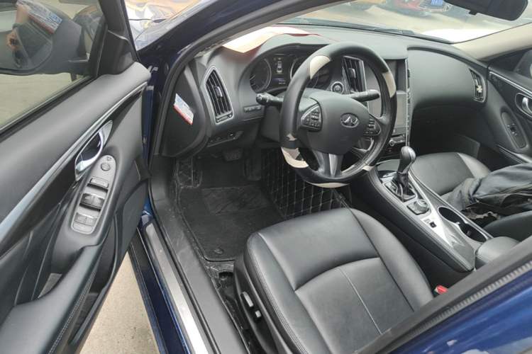 Used Infiniti Q50L 2016 2.0T Comfort Edition Driver Seat