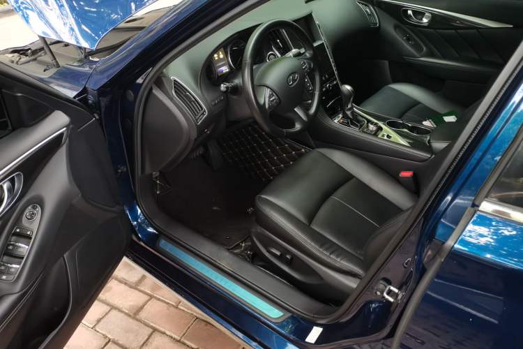 Used Infiniti Q50L 2016 2.0T Comfort Edition Driver Seat