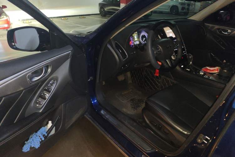 Used Infiniti Q50L 2016 2.0T Enjoyment Edition Driver Seat
