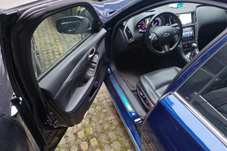 Used Infiniti Q50L 2016 2.0T Enjoyment Edition Driver Seat
