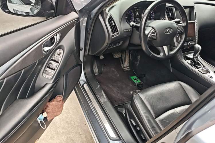 Used Infiniti Q50L 2016 2.0T Enjoyment Edition Driver Seat