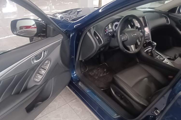 Used Infiniti Q50L 2016 2.0T Enjoyment Edition Driver Seat