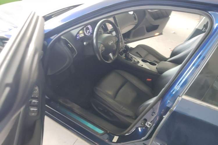 Used Infiniti Q50L 2016 2.0T Enjoyment Edition Driver Seat