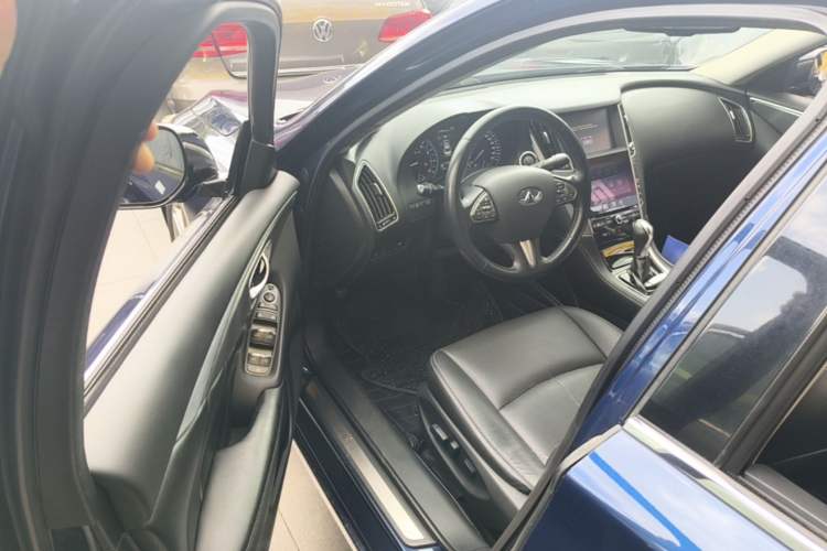 Used Infiniti Q50L 2016 2.0T Enjoyment Edition Driver Seat