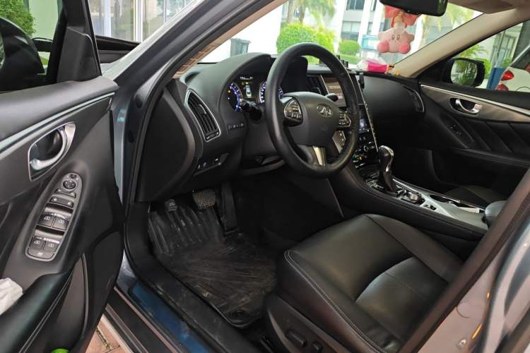 Used Infiniti Q50L 2016 2.0T Enjoyment Edition Driver Seat