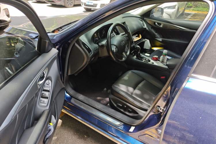 Used Infiniti Q50L 2016 2.0T Ambition Edition Driver Seat