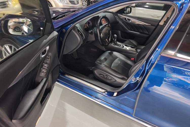 Used Infiniti Q50L 2016 2.0T Enjoyment Edition Driver Seat