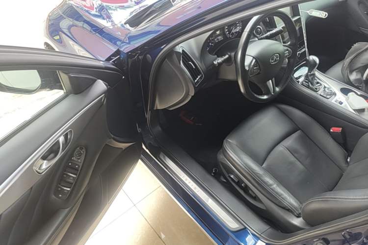 Used Infiniti Q50L 2016 2.0T Ambition Edition Driver Seat