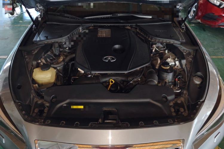 Used Infiniti Q50L 2016 2.0T Ambition Edition Engine Bay