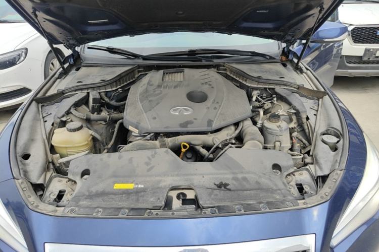 Used Infiniti Q50L 2016 2.0T Comfort Edition Engine Bay