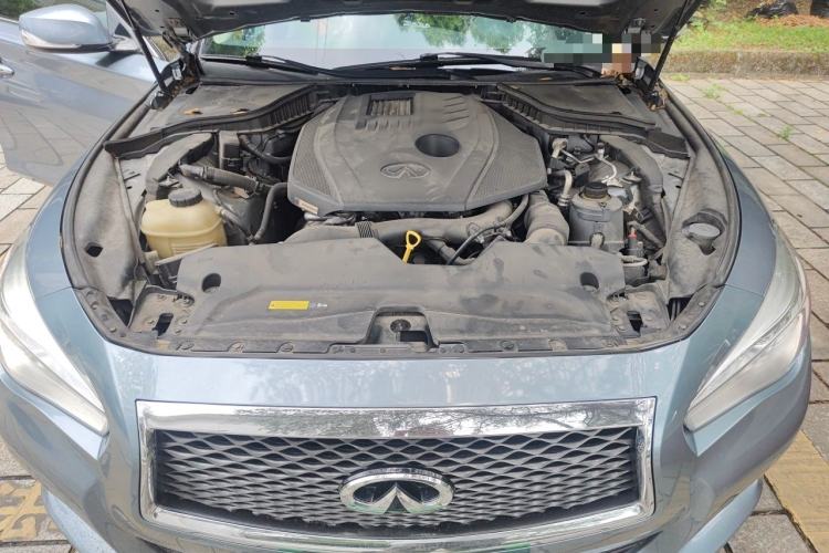 Used Infiniti Q50L 2016 2.0T Comfort Edition Engine Bay