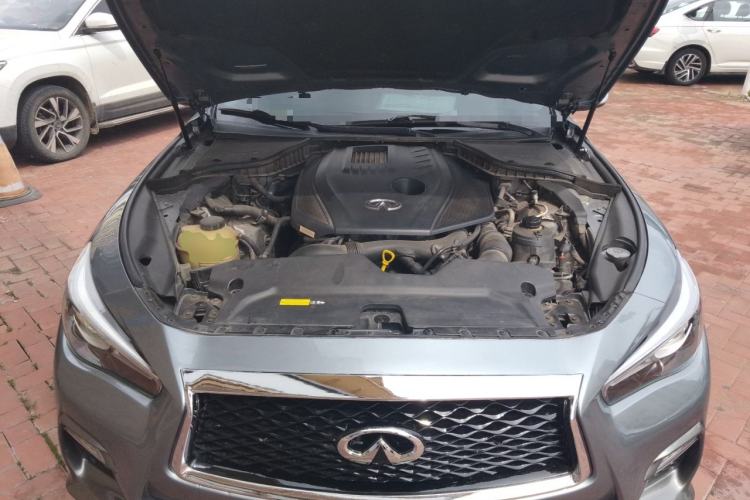 Used Infiniti Q50L 2016 2.0T Comfort Edition Engine Bay