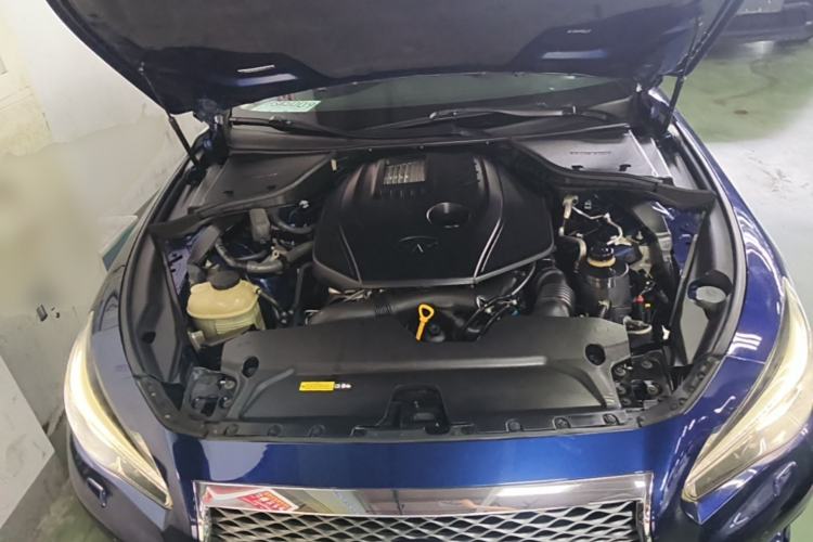 Used Infiniti Q50L 2016 2.0T Ambition Edition Engine Bay