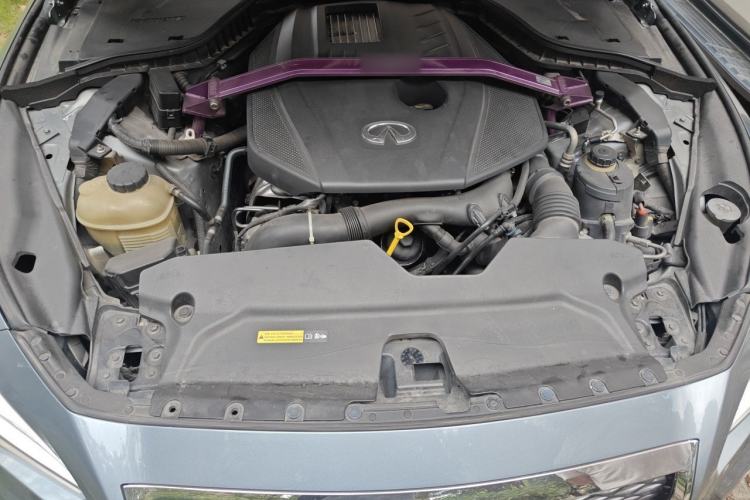 Used Infiniti Q50L 2016 2.0T Comfort Edition Engine Bay