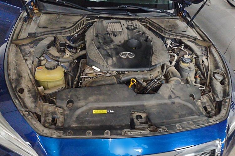 Used Infiniti Q50L 2016 2.0T Comfort Edition Engine Bay