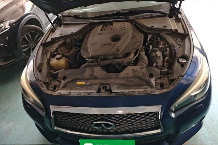 Used Infiniti Q50L 2016 2.0T Ambition Edition Engine Bay