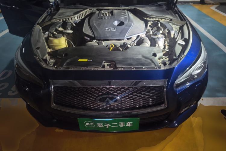 Used Infiniti Q50L 2016 2.0T Enjoyment Edition Engine Bay