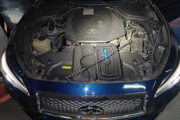 Used Infiniti Q50L 2016 2.0T Ambition Edition Engine Bay