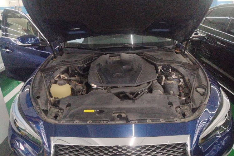 Used Infiniti Q50L 2016 2.0T Ambition Edition Engine Bay