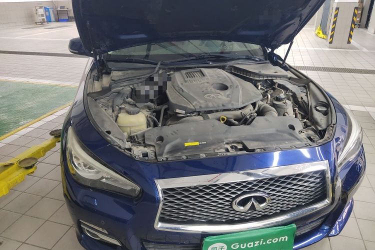 Used Infiniti Q50L 2016 2.0T Enjoyment Edition Engine Bay Right