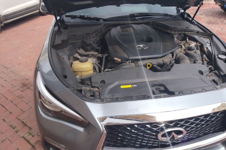 Used Infiniti Q50L 2016 2.0T Comfort Edition Engine Bay Right