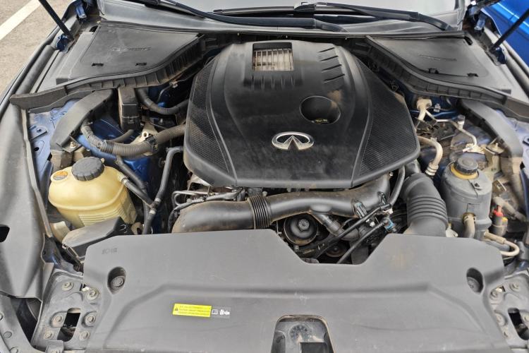 Used Infiniti Q50L 2016 2.0T Comfort Edition Engine Bay