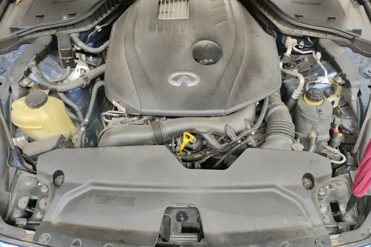 Used Infiniti Q50L 2016 2.0T Ambition Edition Engine Bay