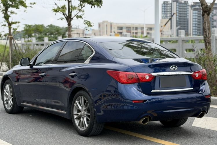 Used Infiniti Q50L 2016 2.0T Ambition Edition Exterior 1